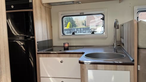 Terry  – All New 6 Birth Touring Motorhome 