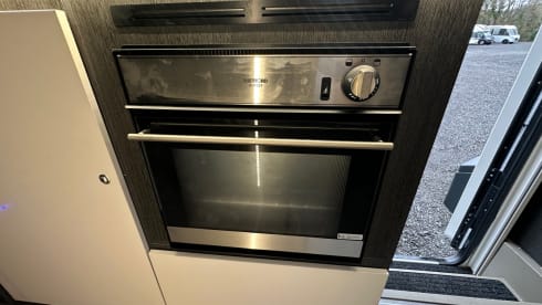 Rascal 2 – 6 berth Ford alcove from 2026