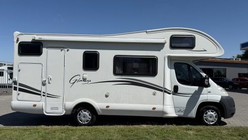 Super – Nice spacious camper for 6 people