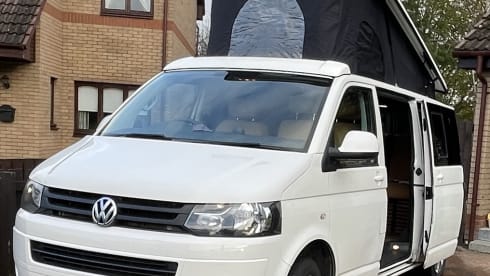 Hamish  – Volkswagen transporter campervan 