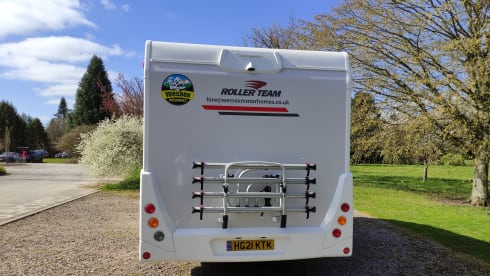 Modern 21 Reg Rollerteam Zefiro 665 4 Berth Luxury Motorhome