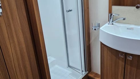 R Mobey – Cavernous motorhome for couples. Luxury living for adventure's 