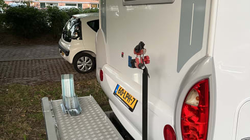 Marcel en Houria – Knaus SUNLINER 658MF integral / 4 pers.