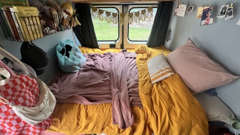 Batmobile  – 2p Peugeot campervan uit 2004