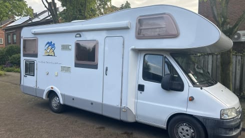 6p Knaus alcove uit 2005