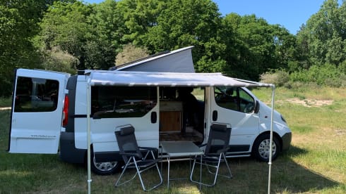 KIWI  7 – Opel Vivaro (ECO) bus camper . completely self-sufficient