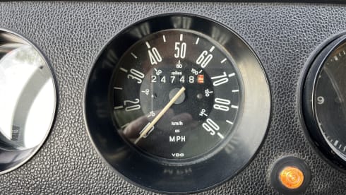 Joyo – 4p Volkswagen campervan from 1976