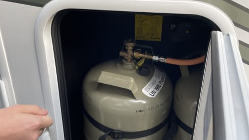 Halifax – Entdecken Sie Bequemes Teilintegriertes Wohnmobil für 4 Personen BJ 2022