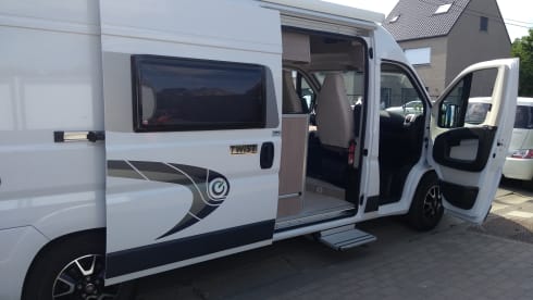 CHAUSSON Exclusive V597CS