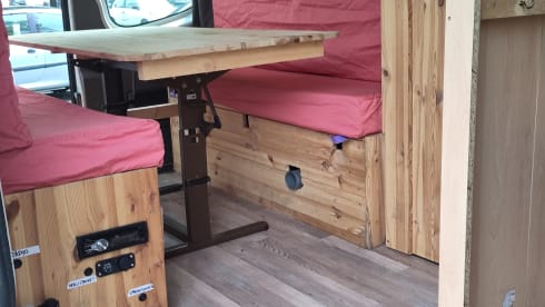 Hop – VW Crafter DIY