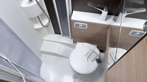 Camper Piano  Paul  🎹 – Nice Adria camper 2p