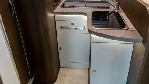 Benimar Cocoon 463 – Brand new family motorhome - Driving license B