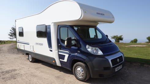 Oliver – Superb 6 berth Swift Motorhome