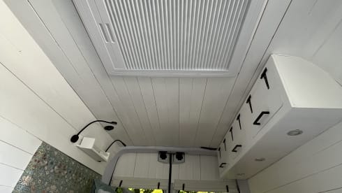Big Bex – 2 berth Campervan