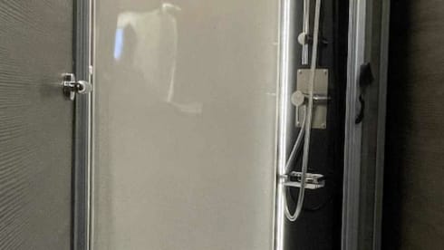 De Louis β McLouis Carat 873 140 Pk - with lifting bed