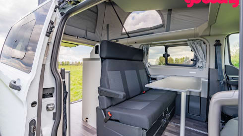 "Kip" Nugget – Ford "Kip" Nugget campervan from 2024, for the ideal holiday! 