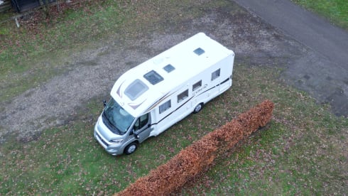Nova – Nova - Luxury Camper - Spacious inside, compact outside!