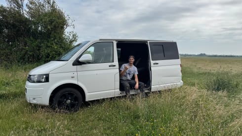 Dubby – 2 berth Volkswagen campervan from 2012