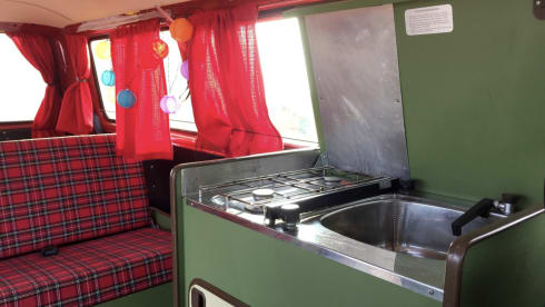 Cherry – Volkswagen Westfalia T3 Combi