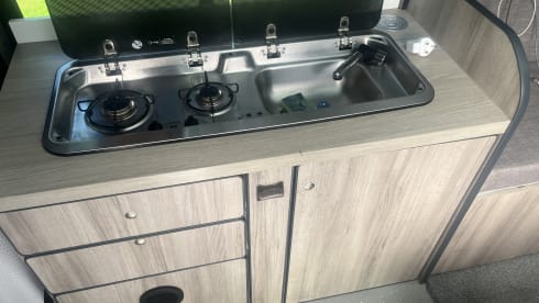 Jean ford van dam  – 3 berth Ford Transit campervan 
