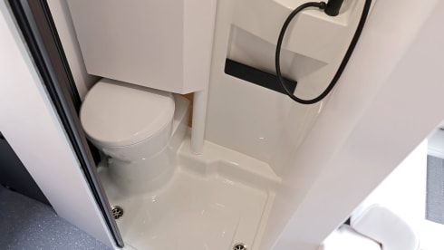 Autobus Adria Mobil 2p dal 2026