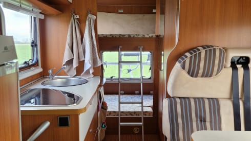 Fiat Mc Louis - 4 pers. camper with bunk bed and alcove