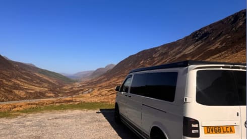 4 berth Volkswagen campervan