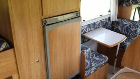 Super Brig 678 (2) – Nice Super Brig 678 (2) camper for 7 people