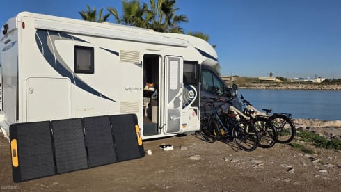 Miss Artemis – 4 berth Chausson semi-integrated from 2017
