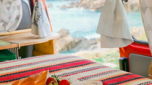 Tangerina 🍊 – Campervan Lisbon Surftrip 🏄‍♂️ Roadtrip 