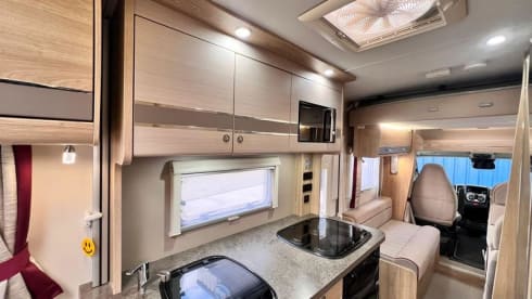 Majestic – Our fully loaded 6 berth motorhome
