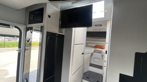 4p Challenger semi-integrated from 2023