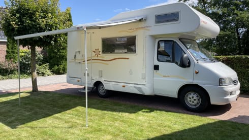 Visma Voiture – Cozy camper with bunk bed