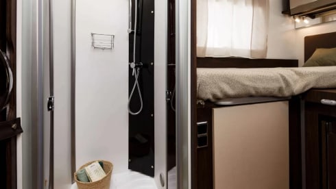 Luxury camper / oven / airco 