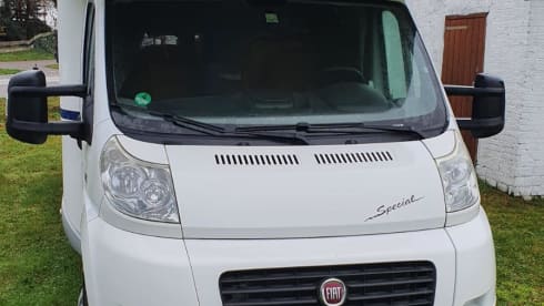 Spacious luxury 6p (family) camper
