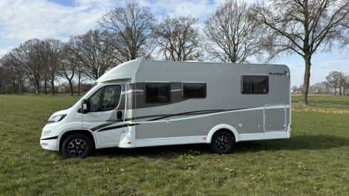 4p Sunlight semi-integrated uit 2016