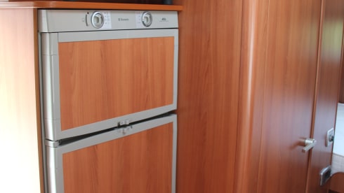 Very spacious family camper