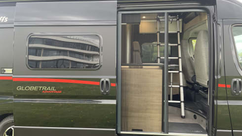 ADRIA Twin 640SLB Supreme AUTOMATIC