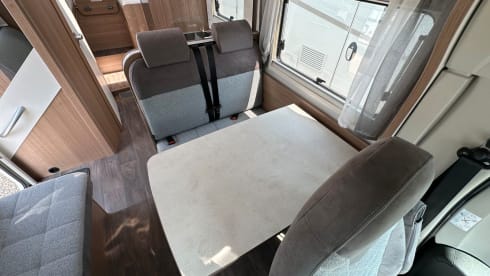 Tilly – Brand new 4-person camper from 2024