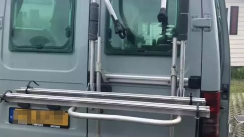 Billie – Très beau bus Peugeot 2p complet de 2000