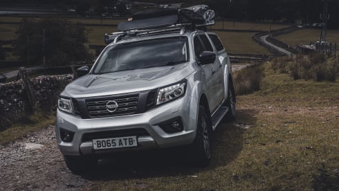 Ernest – 3 berth Nissan Navara 2017