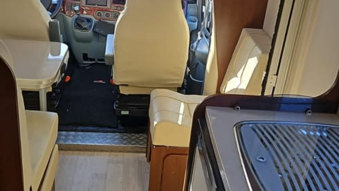 Beautiful stylish camper for 2+2 people