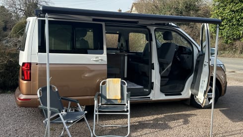 Denz – 4 berth 2021 Volkswagen California Coast