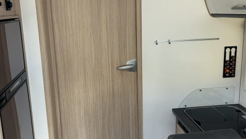 4p integral with air conditioning