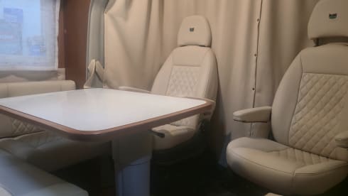 MC Luis – 4p Fiat semi-integrated uit 2010