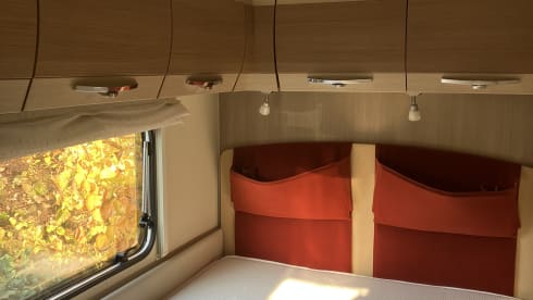 2 press Bürstner semi-integrated from 2014