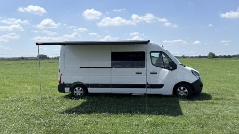 Andre de camperaar – Schöner Opel Movano Zweisitzer