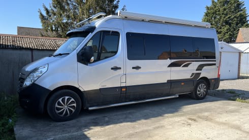 Heidi – 2 Berth Campervan