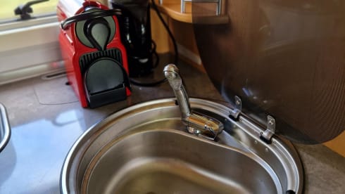 Campie – Complete LMC Liberty with 4 seats and 6 sleeping places