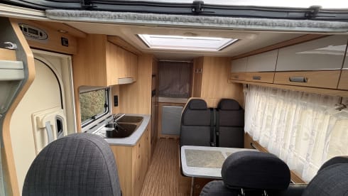 4p Dethleffs semi-integrated from 2015